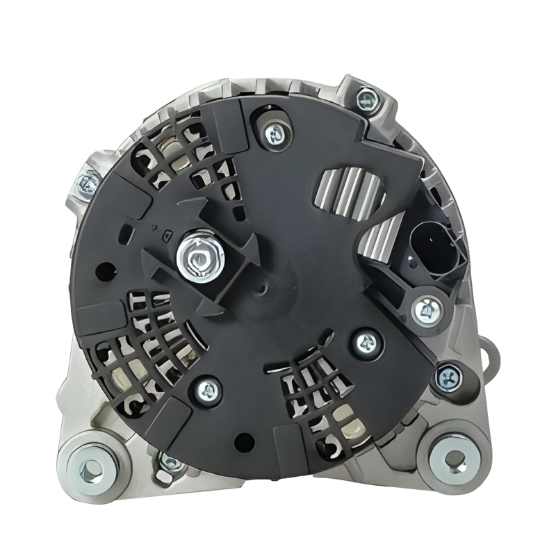 Alternator Mobil Bosch 12V 150A 0125711081/115901 untuk AUDI A4/A5/Q5-2.0L TDi